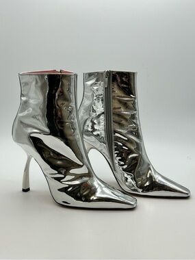 Piferi Metallic Silver Pointed-Toe Ankle Booties size 40